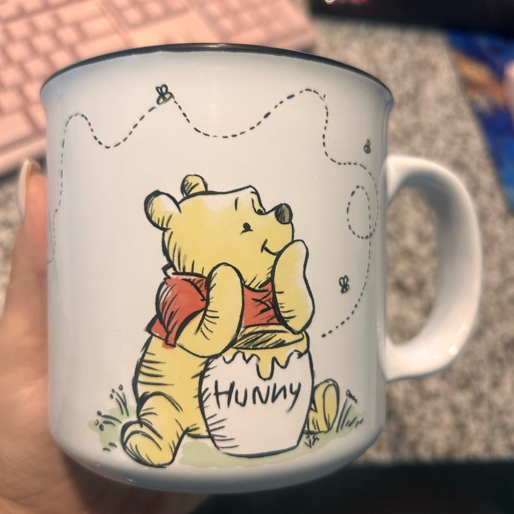 Disney Winnie the Pooh White and Yellow Mug